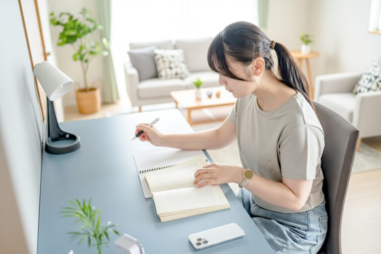 勉強用・仕事用・作業用音楽で広告無しの安いBGMサブスクサービスとしても使える！